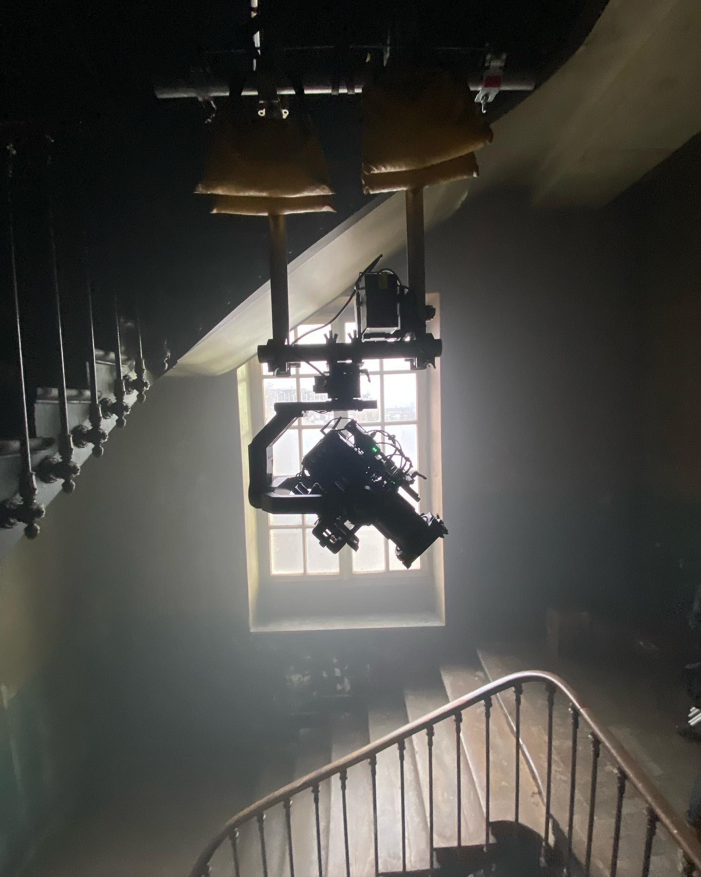 Galerie des configs Ready to shot
@access_motion #stabonemark2 #stabonemk2 #stabone
DOP: @brechtgoyvaerts
#alexamini #cookeoptics
#stabilisedhead