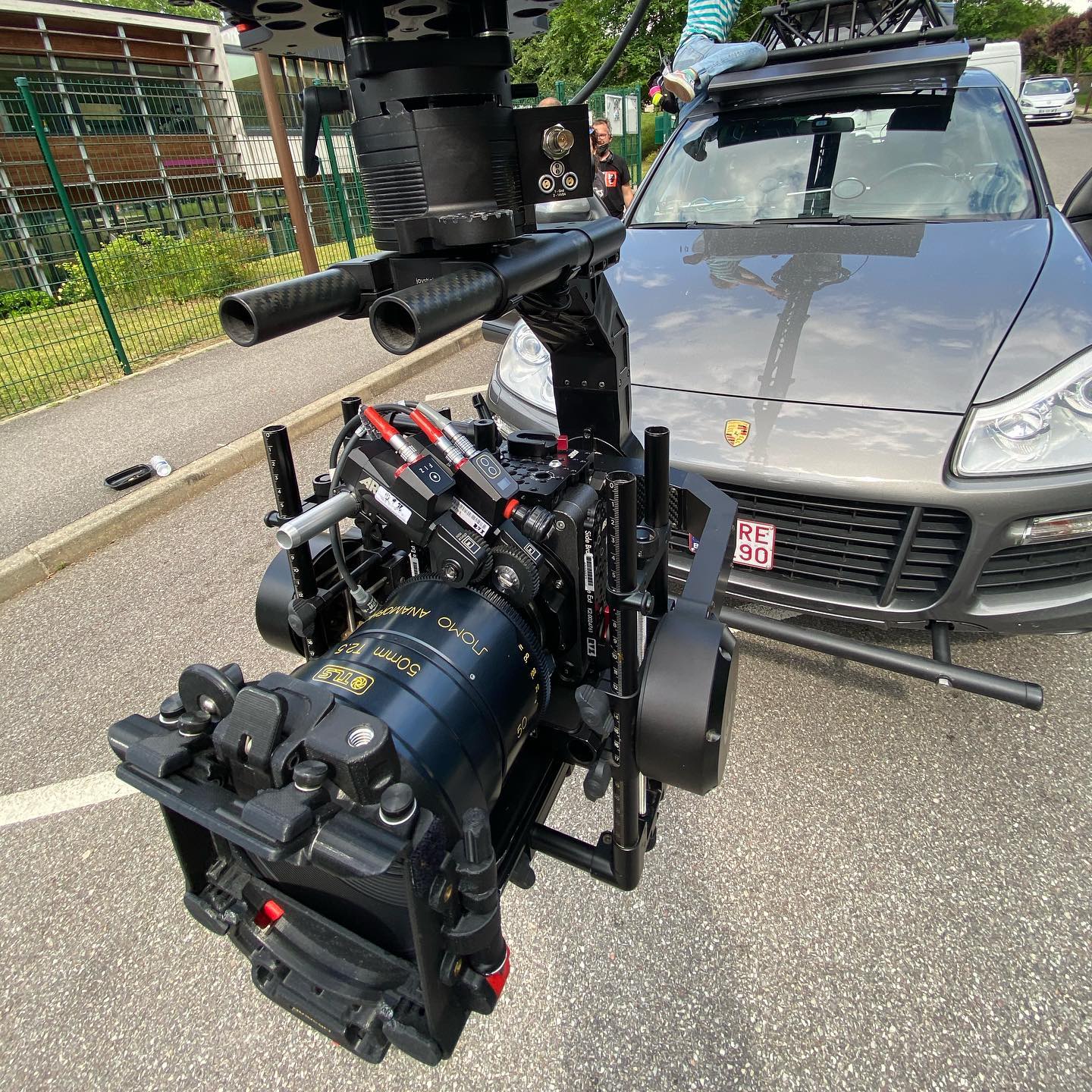 Galerie des configs Set up of the day. #sonyvenicerialto #lomoanamorphic #truelensservices #cmotion #motocrane_team @les_fizapapas #stabonemk2 @access_motion DOP @benroux_dop