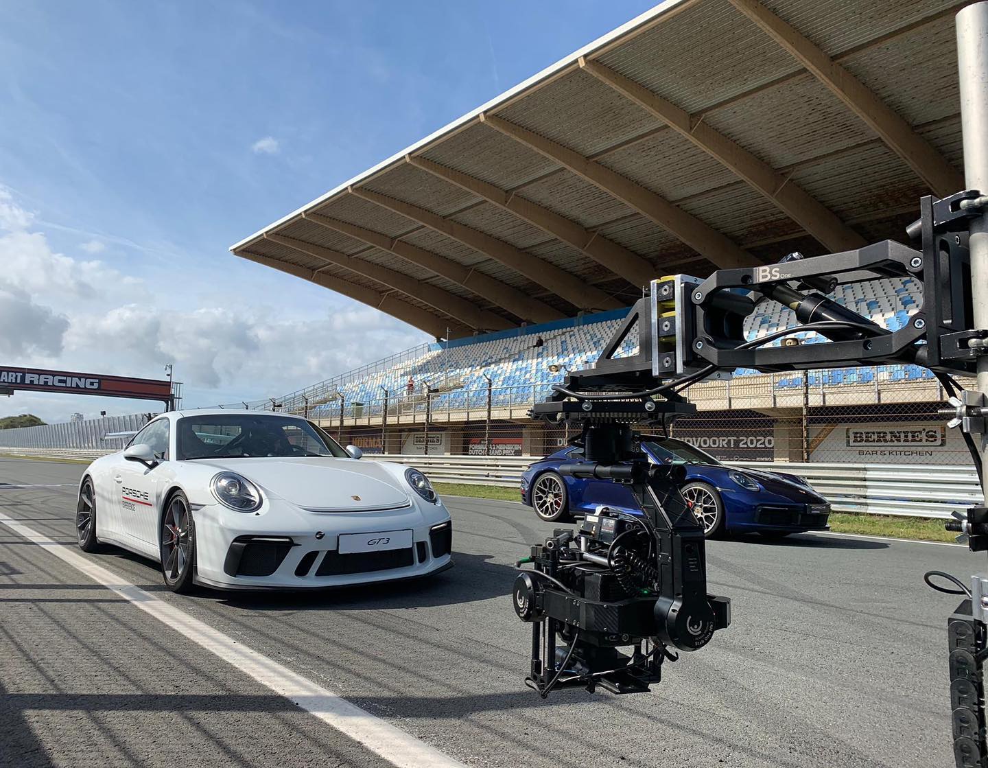 Galerie des configs From Netherlands. Circuit de Zandvoort. Film Porsche. @benjaminspeyer @ottendoesit #accessmotion #stabonemark2 #stabonemk2 #redgemini #porsche #circuitzandvoort