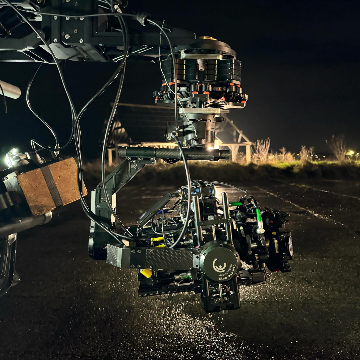 Galerie des configs The good setup. @access_motion dop @jeanbaptistejay #stabonemk2 #stabonemark2 #arri35 #cookoptics #stabilizedhead #gimbal